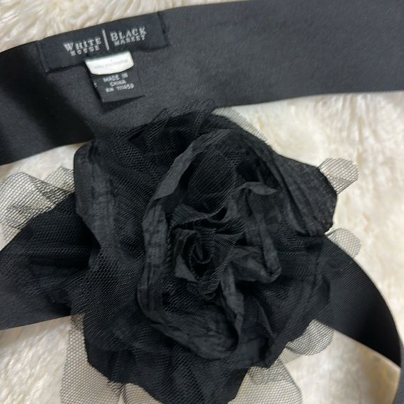 White House Black Market Black Floral Belt - Picture 2 of 2